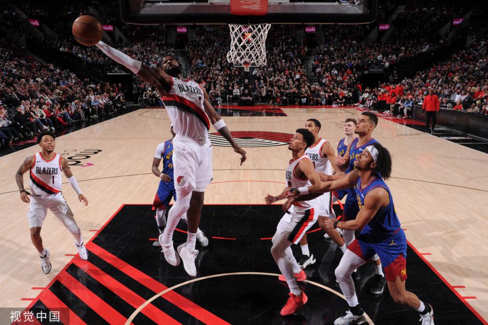 两家俱乐部 两家俱乐部