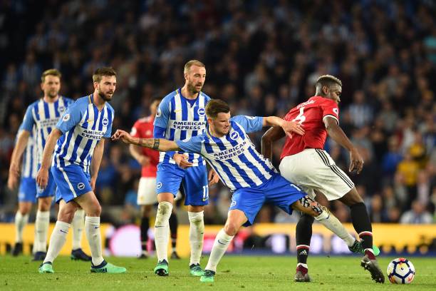 他的缺席给 他的缺席给